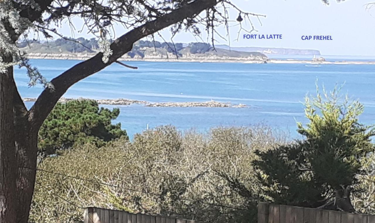 Maison Vue Exeptionnelle Sur La Mer Lancieux Exterior foto